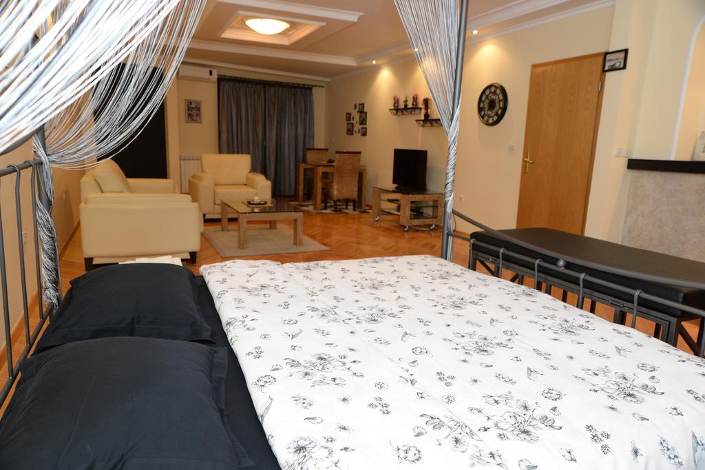 Superior Skopje Apartments 外观 照片
